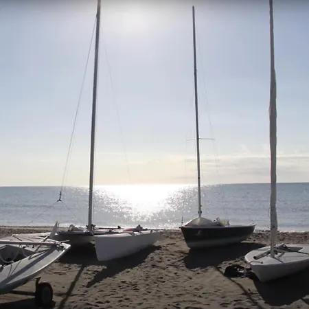בית נופש Attico Marinagri